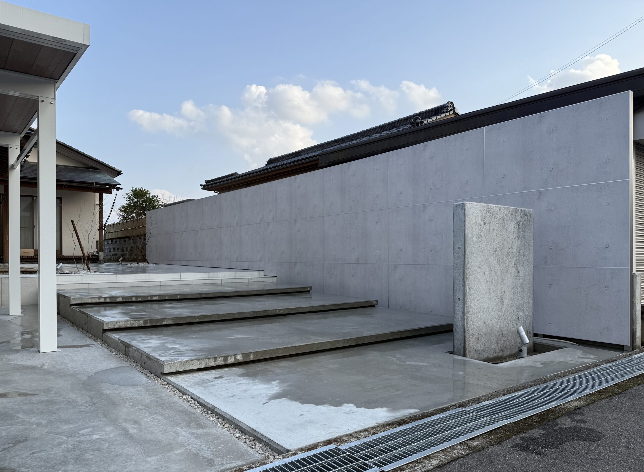 伸びやかな余白で包む、プライベート外構